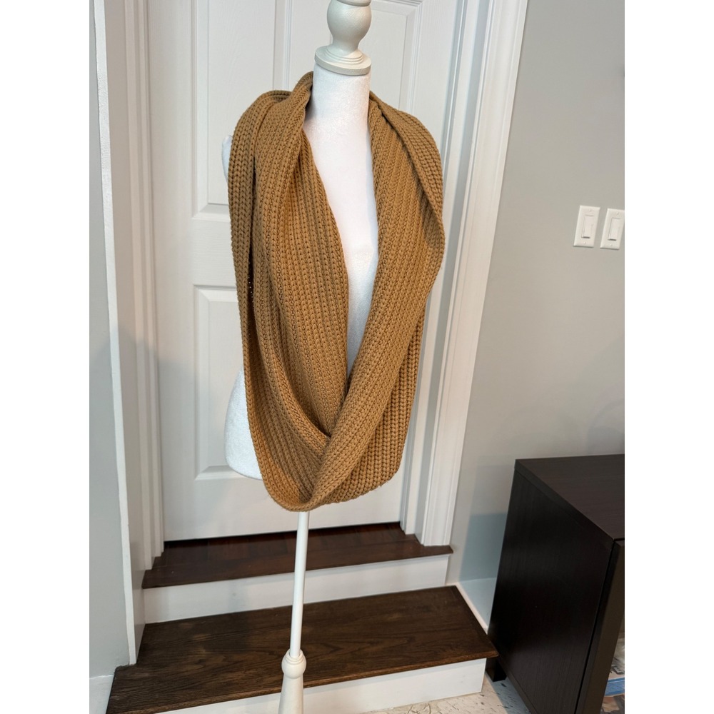 J.Crew Camel Brown Chunky Ribbed Knit Infinity Scarf E4020 Acrylic